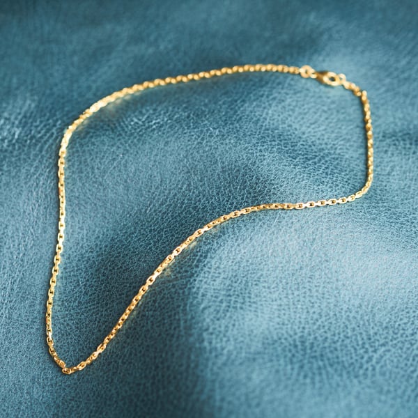 Goldkette als Ankerkette diamantiert in Gelbgold 333 / 8K, 55 cm lang, 2 mm breit, Gewicht ca. 9.8 g.