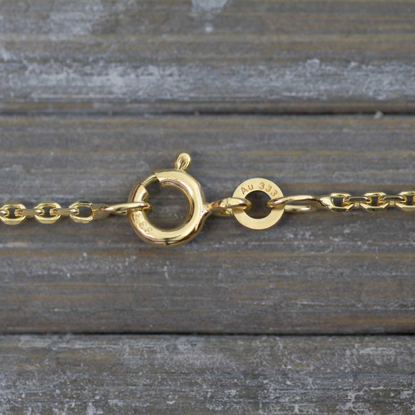 Goldkette als Ankerkette diamantiert in Gelbgold 333 / 8K, 55 cm lang, 1,7 mm breit, Gewicht ca. 4.3 g.