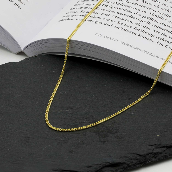 Goldkette als Panzerkette flach in Gelbgold 375 / 9K, 45 cm lang, 2,1 mm breit, Gewicht ca. 5.4 g.