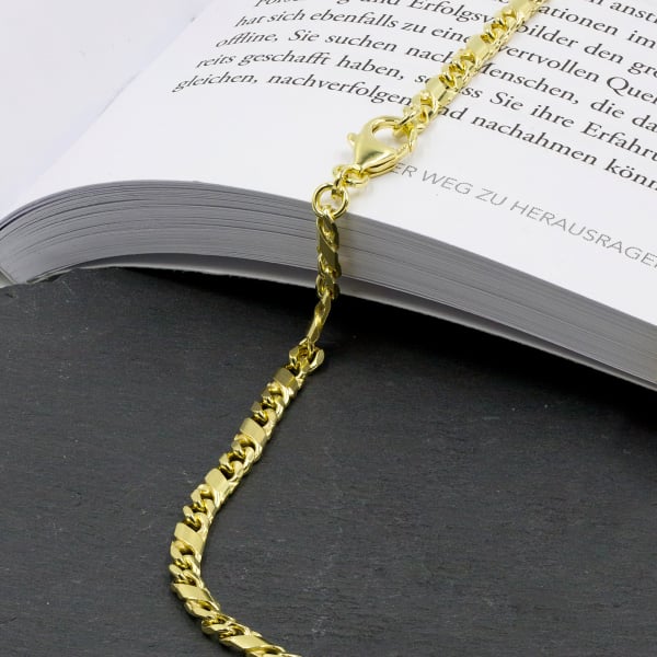 Armband als Dollarkette satiniert in Gelbgold 585 / 14K, 19 cm lang, 3,7 mm breit, Gewicht ca. 8.2 g.