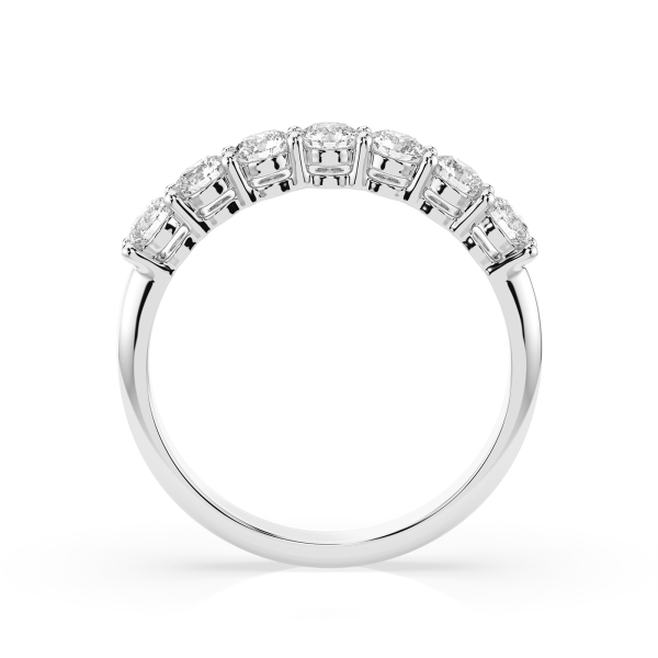 0,7 Karat Diamant Verlobungsring mit 7 Diamanten, Weißgold 585 / 14K, Weite 49 mm, Gewicht ca. 2.5 g.