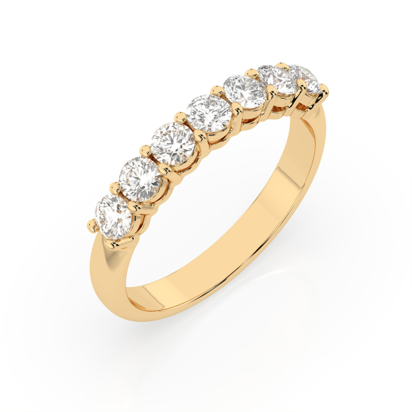 0,7 Karat Diamant Verlobungsring mit 7 Diamanten, Gelbgold 585 / 14K, Weite 56 mm, Gewicht ca. 2.5 g.