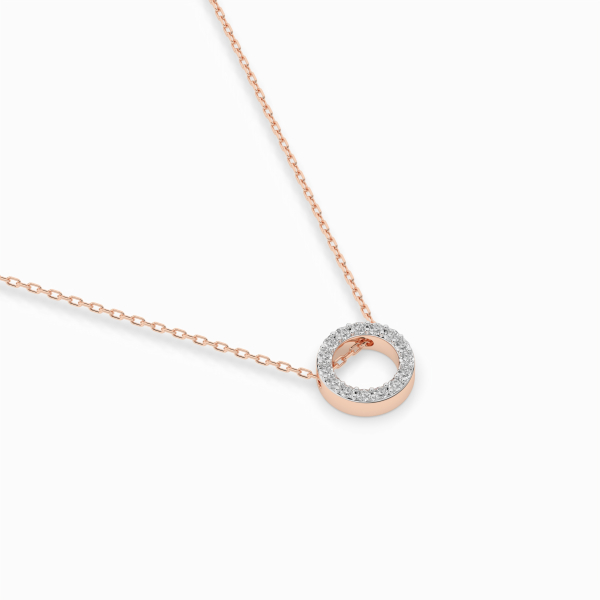Diamantanhänger in 0,09 Karat, Rotgold 585 / 14 Karat, mit einer 585ger Goldkette in 40 cm lang, Gewicht ca. 1,8 g.