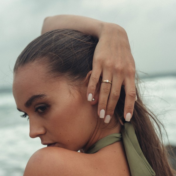 0,30 Karat Diamant Verlobungsring mit GIA Certifikate, Gelbgold 750 / 18K, Weite 55 mm, Gewicht ca. 2.84 g.