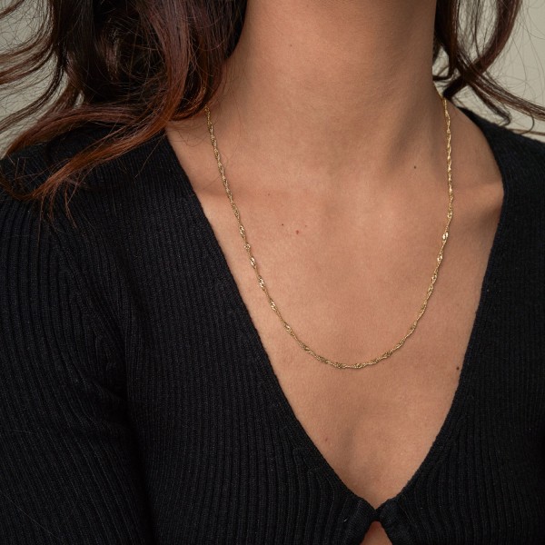 Goldkette als Singapurkette in Gelbgold 750 / 18 Karat, 50 cm lang, 2.4 mm breit, Gewicht ca. 5.7 g.