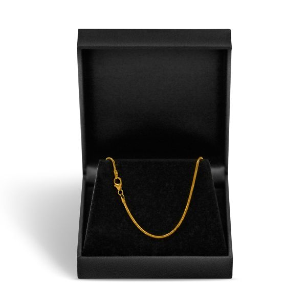 Goldkette als Schlangenkette in Gelbgold 750 / 18K, 42 cm lang, 1,4 mm breit, Gewicht ca. 4.4 g.