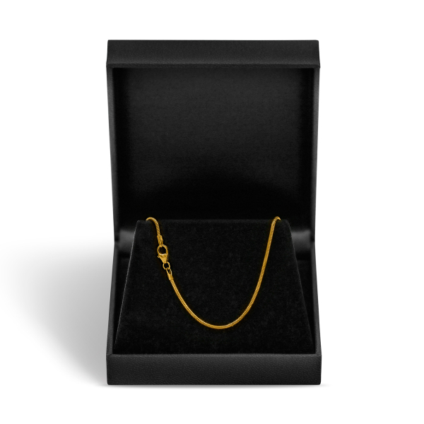 Goldkette als Schlangenkette in Gelbgold 585 / 14K, 38 cm lang, 1,4 mm breit, Gewicht ca. 3.4 g.
