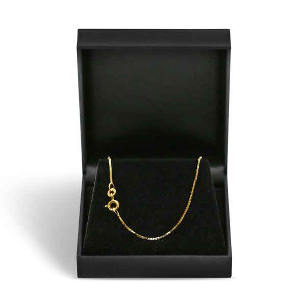 Goldkette als Venezianerkette in Gelbgold 333 / 8K, 80 cm lang, 0,8 mm breit, Gewicht ca. 3.4 g.