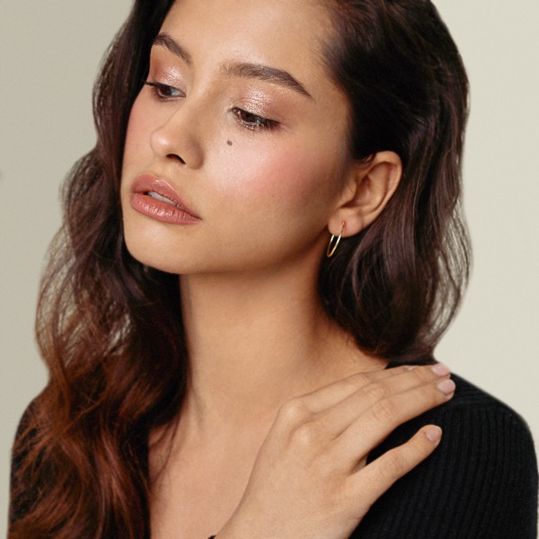 Ohrringe, Creolen, Gelbgold 750 / 18K, Außendurchmesser 25 mm, Breite 1.5 mm, Gewicht ca. 0.9 g