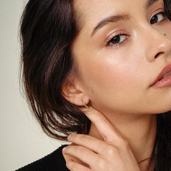 Ohrringe, Creolen, Gelbgold 585 / 14K, Außendurchmesser 15 mm, Breite 2 mm, Gewicht ca. 0.5 g