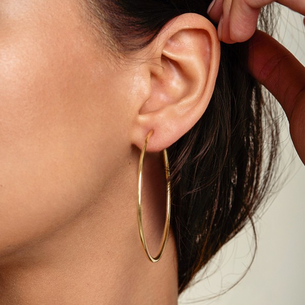 Ohrringe, Creolen, Gelbgold 750 / 18K, Außendurchmesser 60 mm, Breite 2 mm, Gewicht ca. 3.3 g