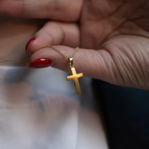 Anhänger Kreuz seidenmatt , Gelbgold 333 / 8K, Höhe 18 mm, Gewicht ca. 0,51 g
