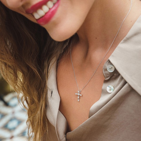 Diamant Anhänger Kreuz mit Öse, Weißgold 750 / 18K, Höhe 16.8 mm, Breite 12.1 mm, Gewicht ca. 1.02 g