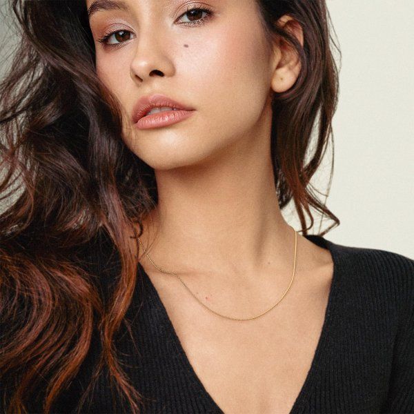 Goldkette als Ankerkette rund in Gelbgold 375 / 9K, 40 cm lang, 1,1 mm breit, Gewicht ca. 1.5 g.