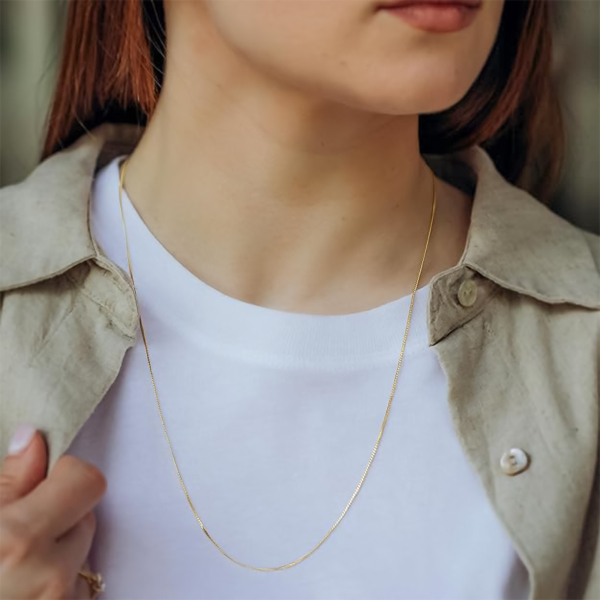 Goldkette als Venezianerkette in Gelbgold 333 / 8K, 70 cm lang, 1,2 mm breit, Gewicht ca. 5.8 g.
