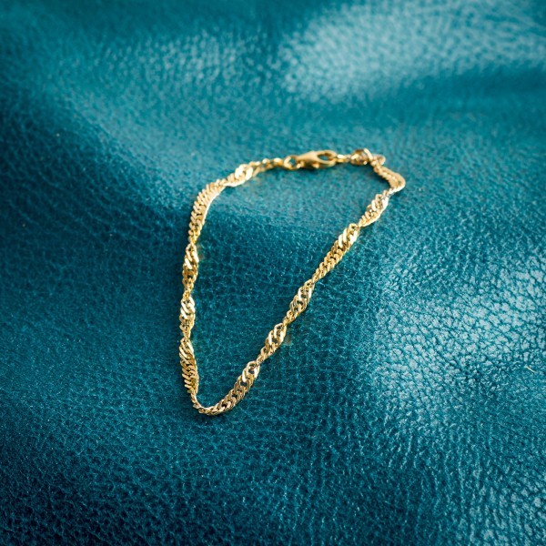 Armband als Singapurkette in Gelbgold 333 / 8K, 16 cm lang, 2,4 mm breit, Gewicht ca. 1.4 g.