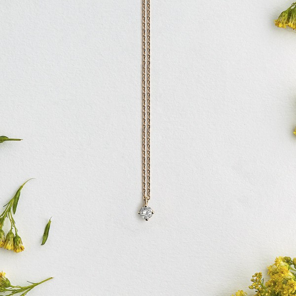 Diamantanhänger in 0,20 Karat, Gelbgold 585 / 14 Karat, mit einer 585ger Goldkette in 42 cm lang, 0,8 mm breit, Gewicht ca. 1,99 g.