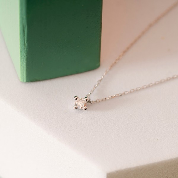 Diamantanhänger in 0,07 Karat, Weißgold 750 / 18 Karat, mit einer 750ger Goldkette in 42 cm lang, Gewicht ca. 0,98 g.