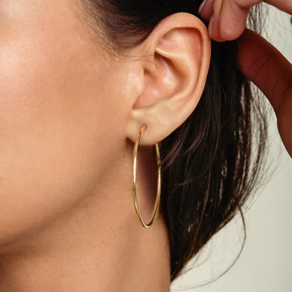 EDELIND Ohrringe, Creolen, Gelbgold 585 / 14K, Außendurchmesser 40 mm, Breite 2 mm, Gewicht ca. 1.6 g