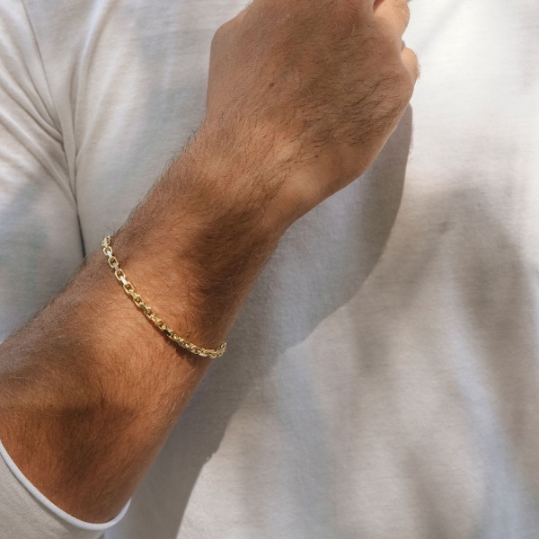 Armband als Ankerkette diamantiert in Gelbgold 375 / 9K, 19 cm lang, 3 mm breit, Gewicht ca. 7.3 g.