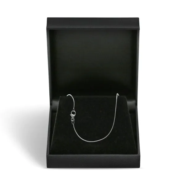 Goldkette als Schlangenkette in Weißgold 750 / 18K, 55 cm lang, 0,9 mm breit, Gewicht ca. 5.7 g.