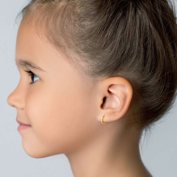 0,07 Karat Diamant Creolen, Gelbgold 750 / 18K, Außendurchmesser 10.3 mm, Breite 1.3 mm, Gewicht ca. 1.0 g