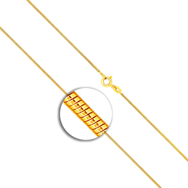 Goldkette als Schlangenkette in Gelbgold 333 / 8 Karat, 65 cm lang, 0.9 mm breit, Gewicht ca. 4,6 g.