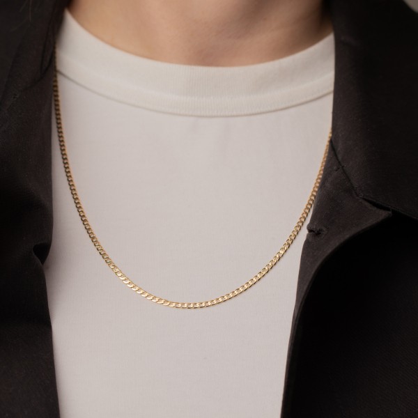 Goldkette als Panzerkette weit in Gelbgold 375 / 9 Karat, 34 cm lang, 2.6 mm breit, Gewicht ca. 2.4 g.