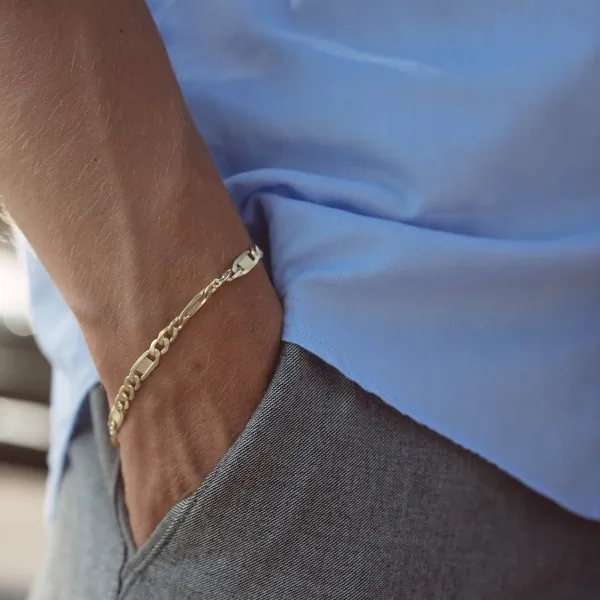 Armband als Fantasiekette in Gelbgold 333 / 8 K, 21,5 cm lang, 5,2mm breit, Gewicht ca. 4.6 g.