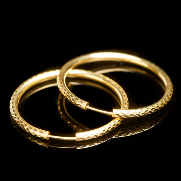 Ohrringe, Creolen mit Muster, Gelbgold 333 / 8K, Außendurchmesser 40 mm, Breite 2.5 mm, Gewicht ca. 1.9 g