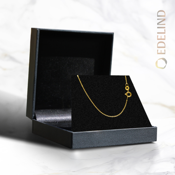 Goldkette als Ankerkette rund in Gelbgold 375 / 9K, 40 cm lang, 1,1 mm breit, Gewicht ca. 1.5 g.