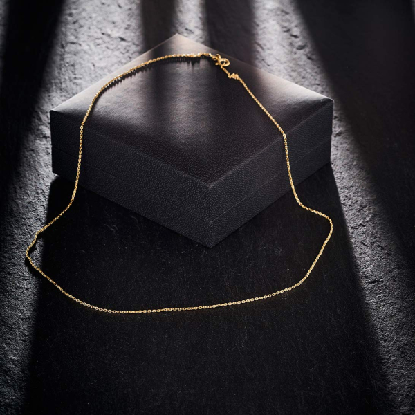 Goldkette als Ankerkette rund in Gelbgold 585 / 14K, 45 cm lang, 1,3 mm breit, Gewicht ca. 2.5 g.