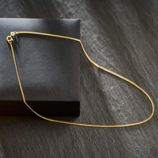 Goldkette als Panzerkette flach in Gelbgold 585 / 14K, 65 cm lang, 1,6 mm breit, Gewicht ca. 5.3 g.