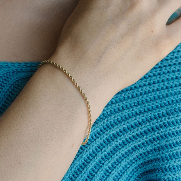 Armband als Kordelkette hohl Leichtversion in Gelbgold 333 / 8K, 21 cm lang, 2,1 mm breit, Gewicht ca. 1.4 g.