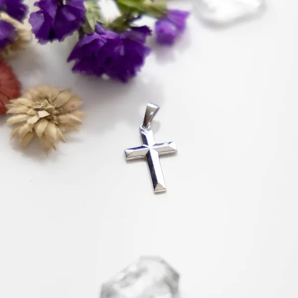 Anhänger Kreuz glanz, Weißgold 585 / 14K, Höhe 25.0 mm, Breite 12.1 mm, Gewicht ca. 0.74 g