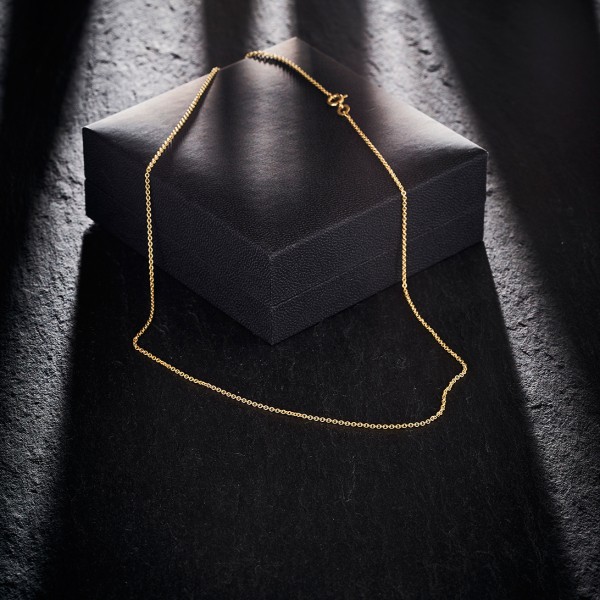 Goldkette als Ankerkette rund in Gelbgold 333 / 8 Karat, 85 cm lang, 1.3 mm breit, Gewicht ca. 3.7 g.