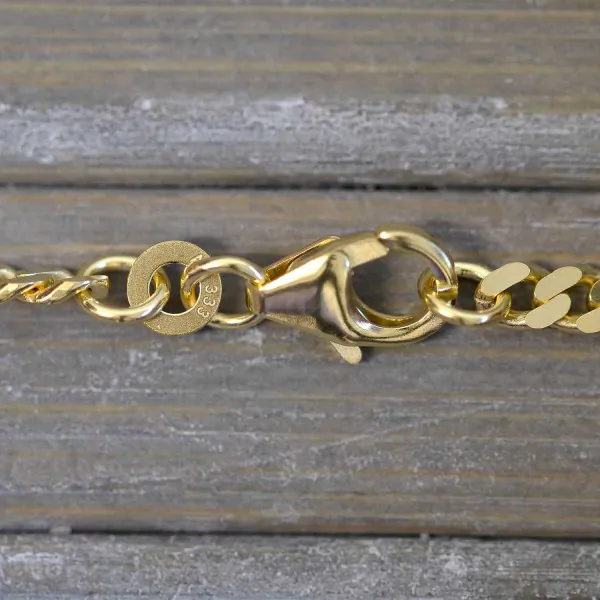 Goldkette als Panzerkette flach in Gelbgold 333 / 8K, 65 cm lang, 3,4 mm breit, Gewicht ca. 16.9 g.
