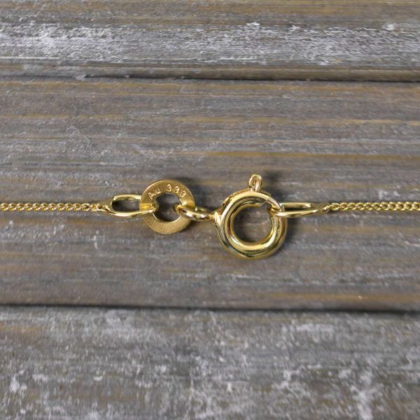 Goldkette als Panzerkette flach in Gelbgold 333 / 8K, 45 cm lang, 1,1 mm breit, Gewicht ca. 1.4 g.