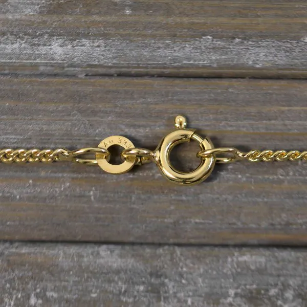 Goldkette als Panzerkette flach in Gelbgold 333 / 8K, 36 cm lang, 1,7 mm breit, Gewicht ca. 3 g.