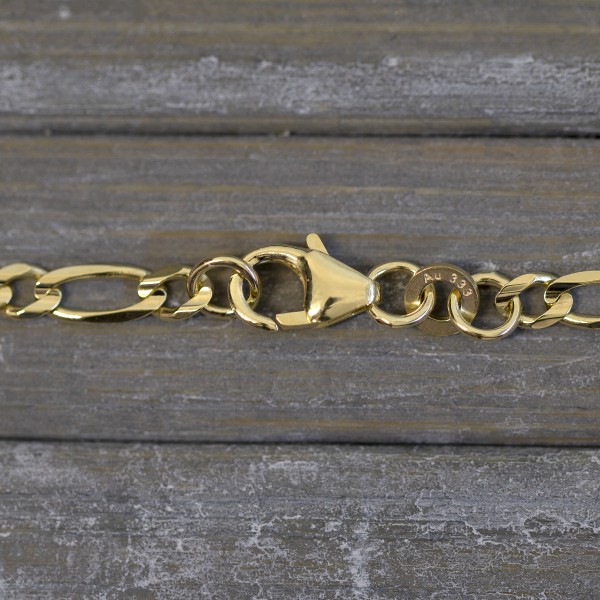 Armband als Figarokette in Gelbgold 333 / 8 K, 20 cm lang, 3,1mm breit, Gewicht ca. 2.5 g.