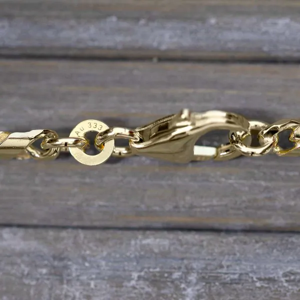 Goldkette als Dollarkette in Gelbgold 333 / 8K, 45 cm lang, 3,7 mm breit, Gewicht ca. 16.8 g.