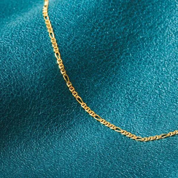 Armband als Panzerstegkette in Gelbgold 585 / 14 K, 19 cm lang, 2,5mm breit, Gewicht ca. 2.3 g.