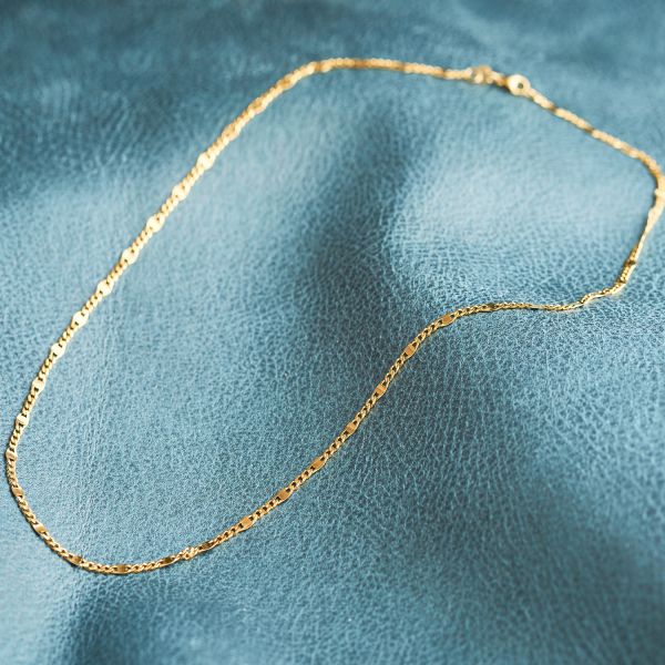 Goldkette als Panzerstegkette in Gelbgold 585 / 14K, 50 cm lang, 3,1 mm breit, Gewicht ca. 5.5 g.