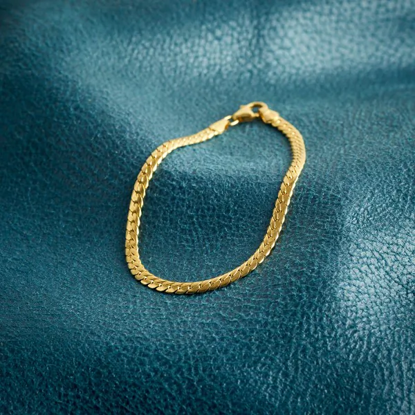 Armband als Panzerkette weit in Gelbgold 585 / 14K, 21 cm lang, 3,6 mm breit, Gewicht ca. 7.8 g.