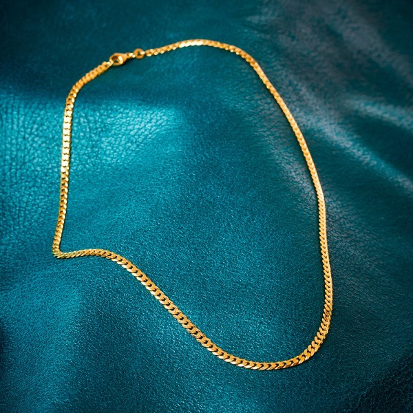 Goldkette als Panzerkette facettiert in Gelbgold 585 / 14K, 45 cm lang, 3,9 mm breit, Gewicht ca. 12.5 g.