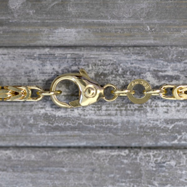 Armband als Königskette in Gelbgold 333 / 8K, 18.7 cm lang, 2,3 mm breit, Gewicht ca. 6.2 g.