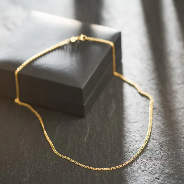 Goldkette als Zwillingspanzerkette in Gelbgold 585 / 14K, 42 cm lang, 2,1 mm breit, Gewicht ca. 2.8 g.