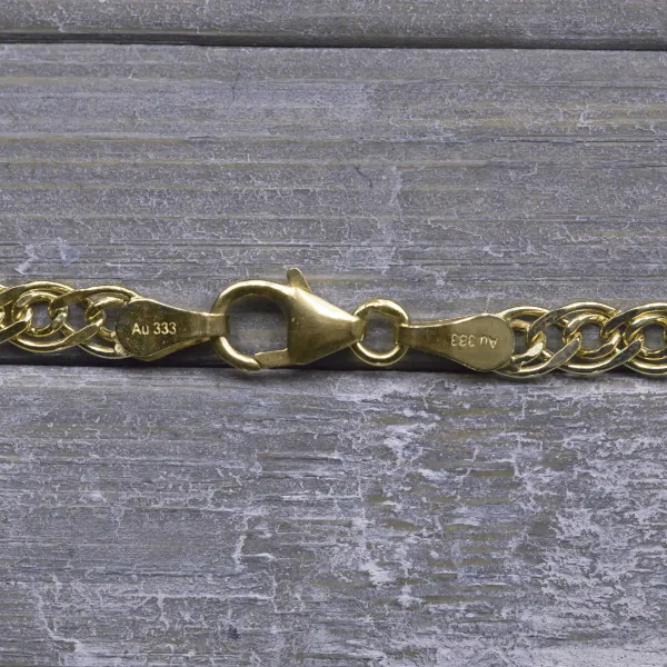 Armband als Zwillingspanzerkette in Gelbgold 333 / 8 Karat, 18 cm lang, 3.5 mm breit, Gewicht ca. 1.7 g.