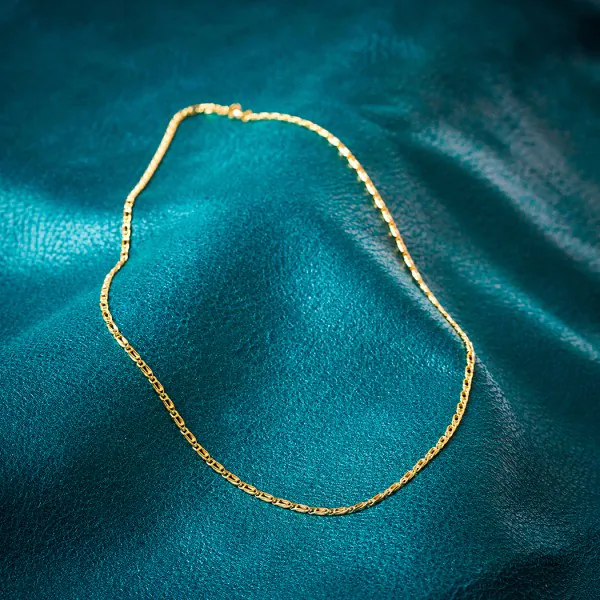 Goldkette als Tigeraugenkette hohl in Gelbgold 333 / 8K, 55 cm lang, 2,5 mm breit, Gewicht ca. 3.2 g.