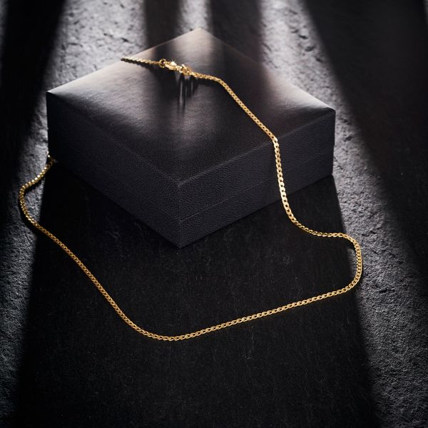 Goldkette als Panzerkette weit in Gelbgold 333 / 8K, 60 cm lang, 2,1 mm breit, Gewicht ca. 4.8 g.